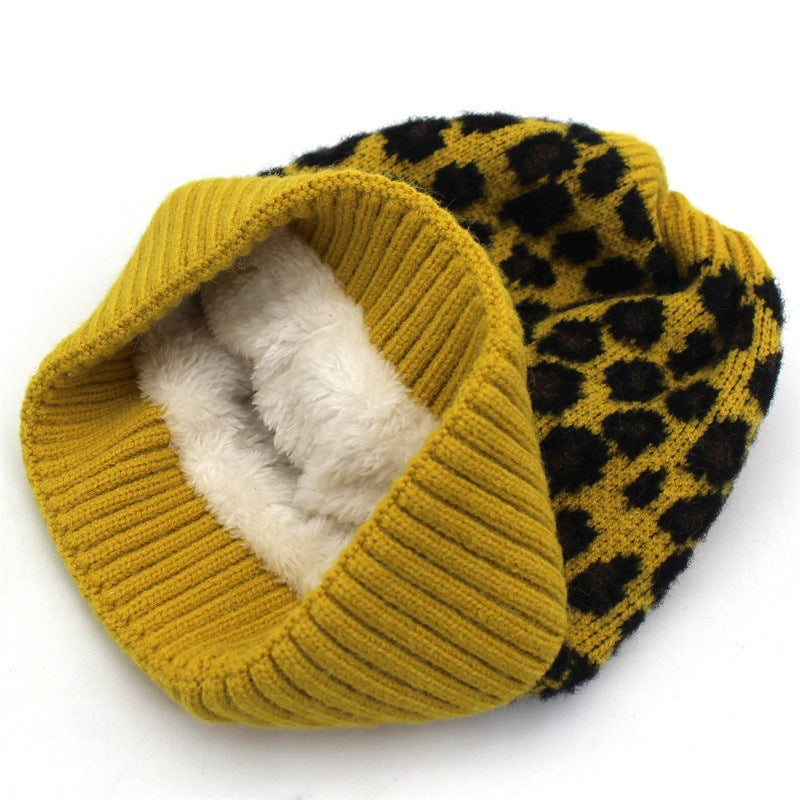 Leopard pattern knitted hats