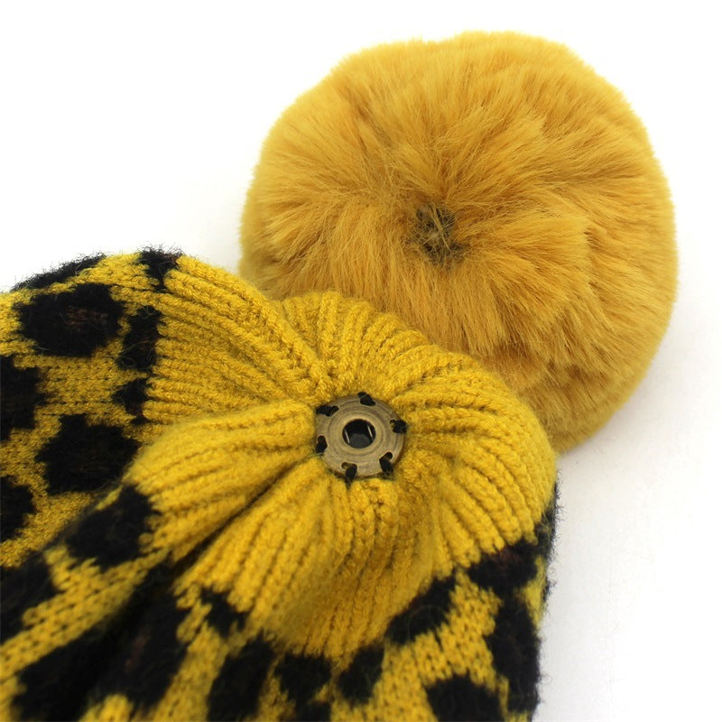 Leopard pattern knitted hats